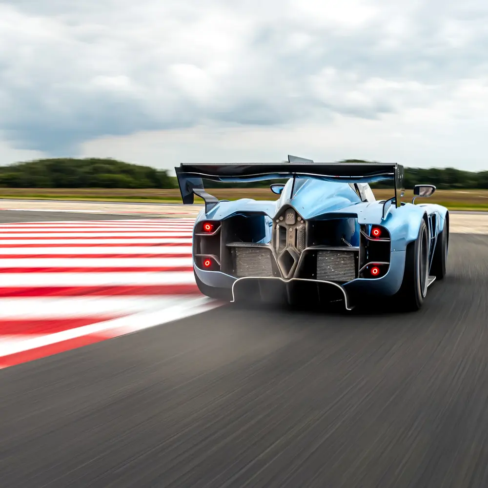 Is Thomas Yates about to build the Fastest Car of the World? The McMurtry Story.