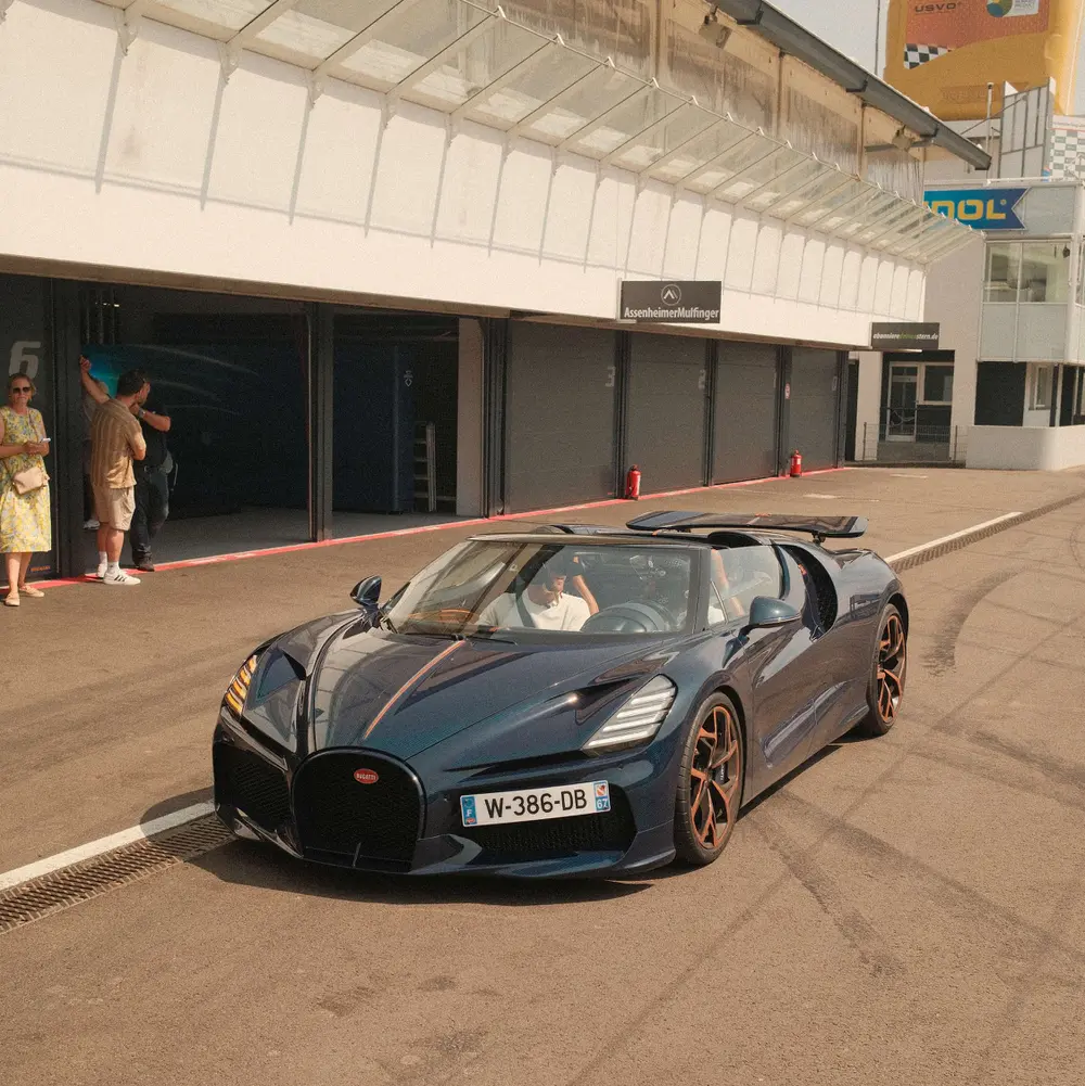 220 Hypercars On Track